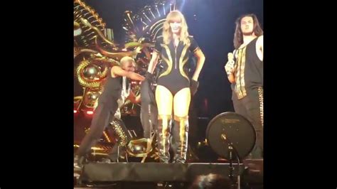 taylor swift vag|Oops Taylor Swift Accidentally Unzips Her Bodysuit At ...